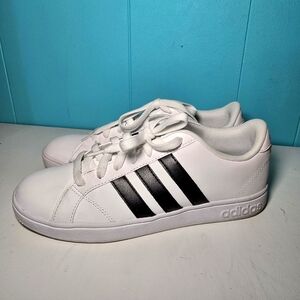 adidas NEO Women's Baseline W Casual Sneaker,White/Black/White,8 M US